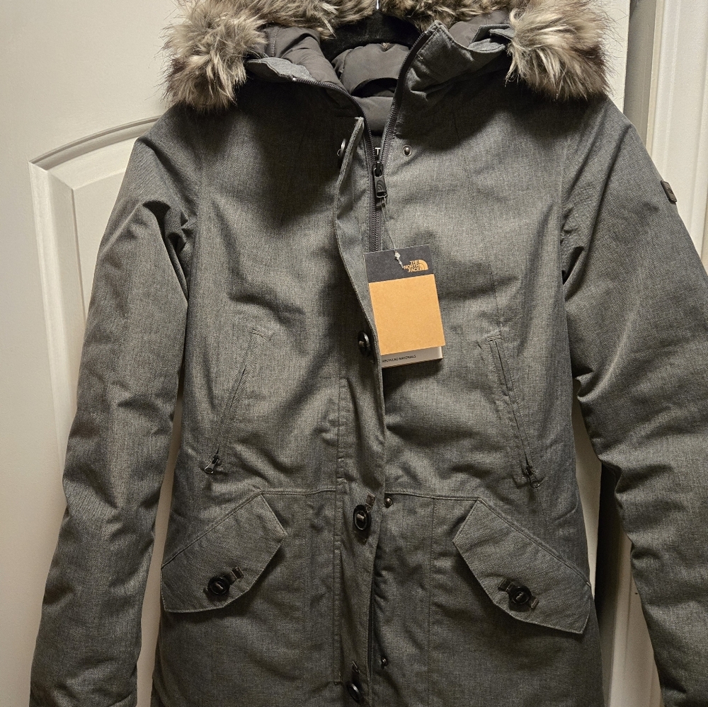 Women's North Face parker